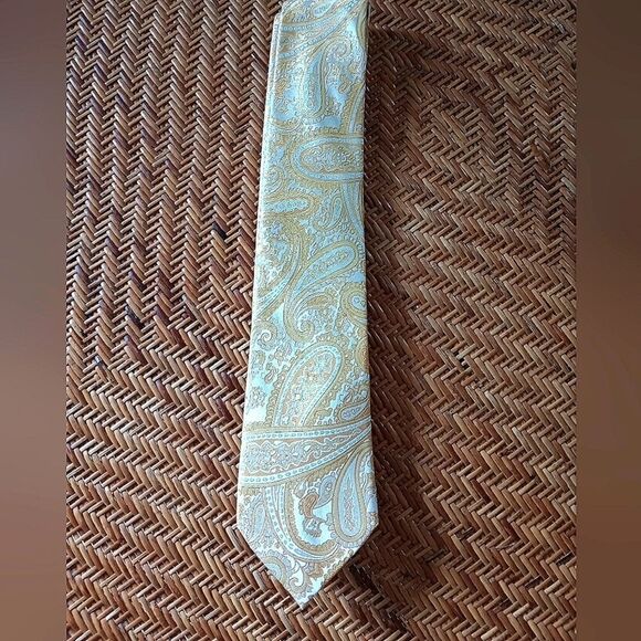 Express Other - Men's Express yellow paisley tie​
